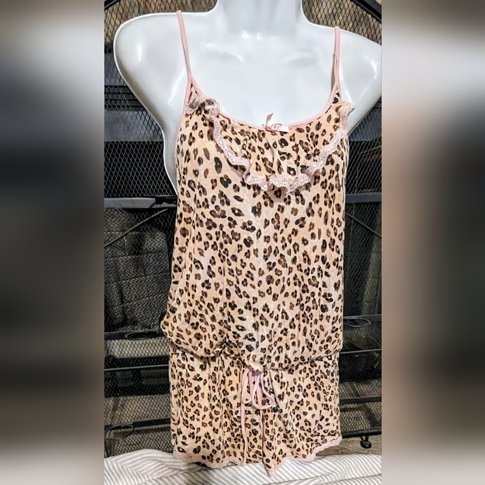 Cosmopolitan Size Small All In One Leopard Print Nighty